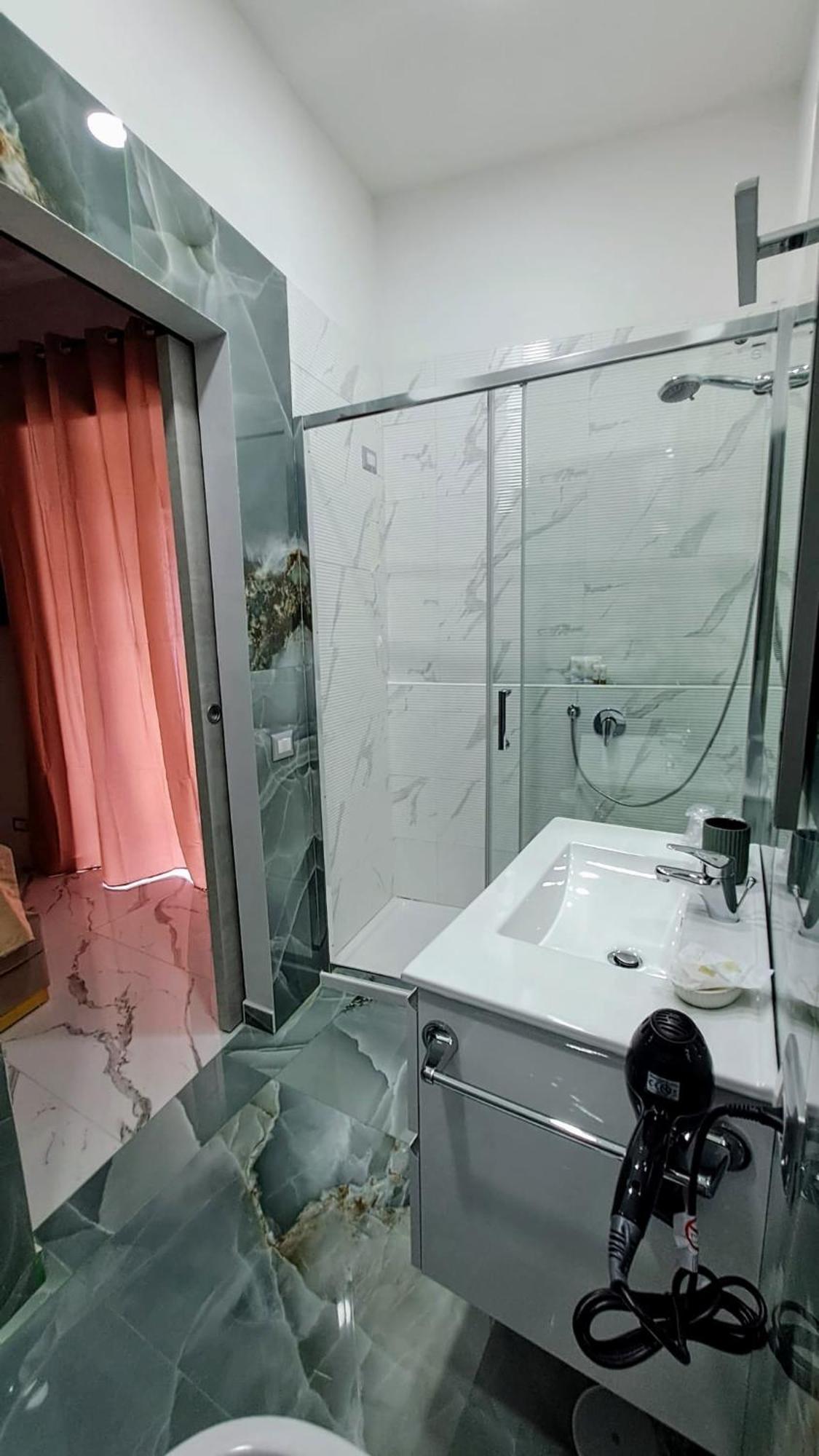 La Finestra Sul Borgo Otel Napoli Dış mekan fotoğraf