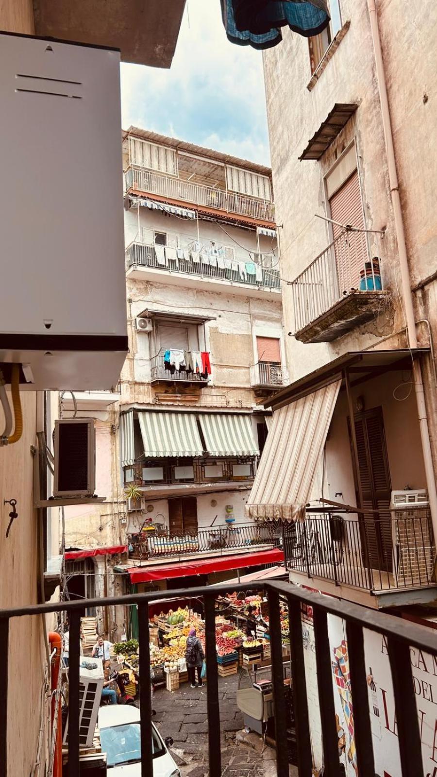 La Finestra Sul Borgo Otel Napoli Dış mekan fotoğraf